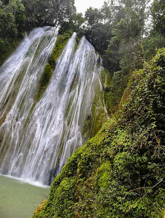 El Limónen vesiputous